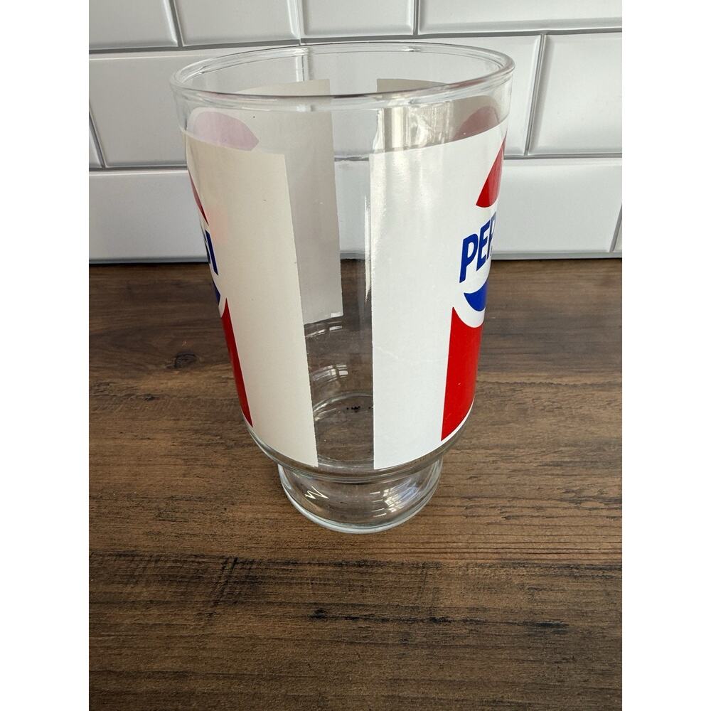 Vintage Pepsi Glass, Late 1970s–1980s Promotional Restaurant Tumbler - Picture 3 of 8